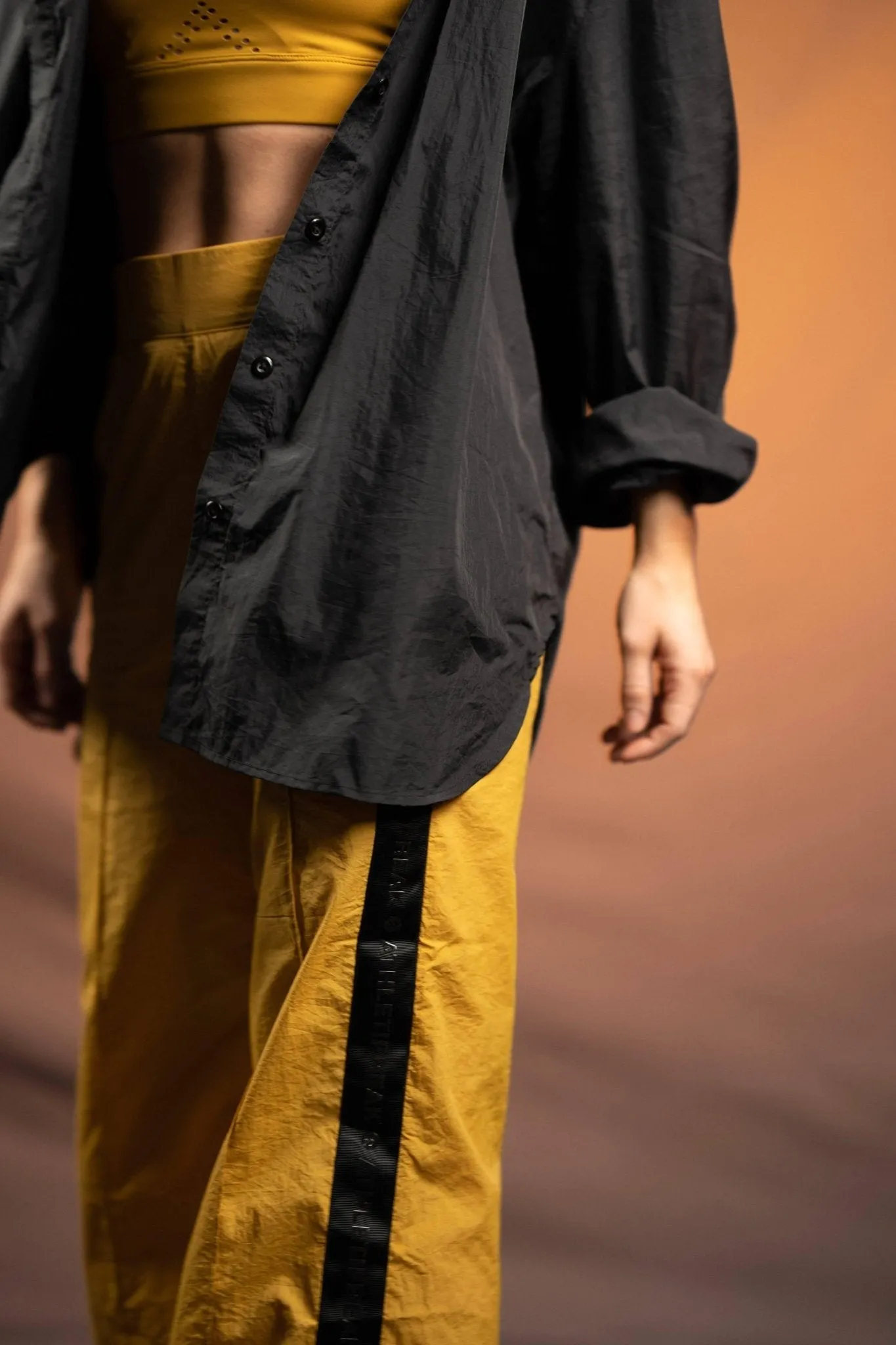 [AIRLITE] Windbreaker Shirt - Black