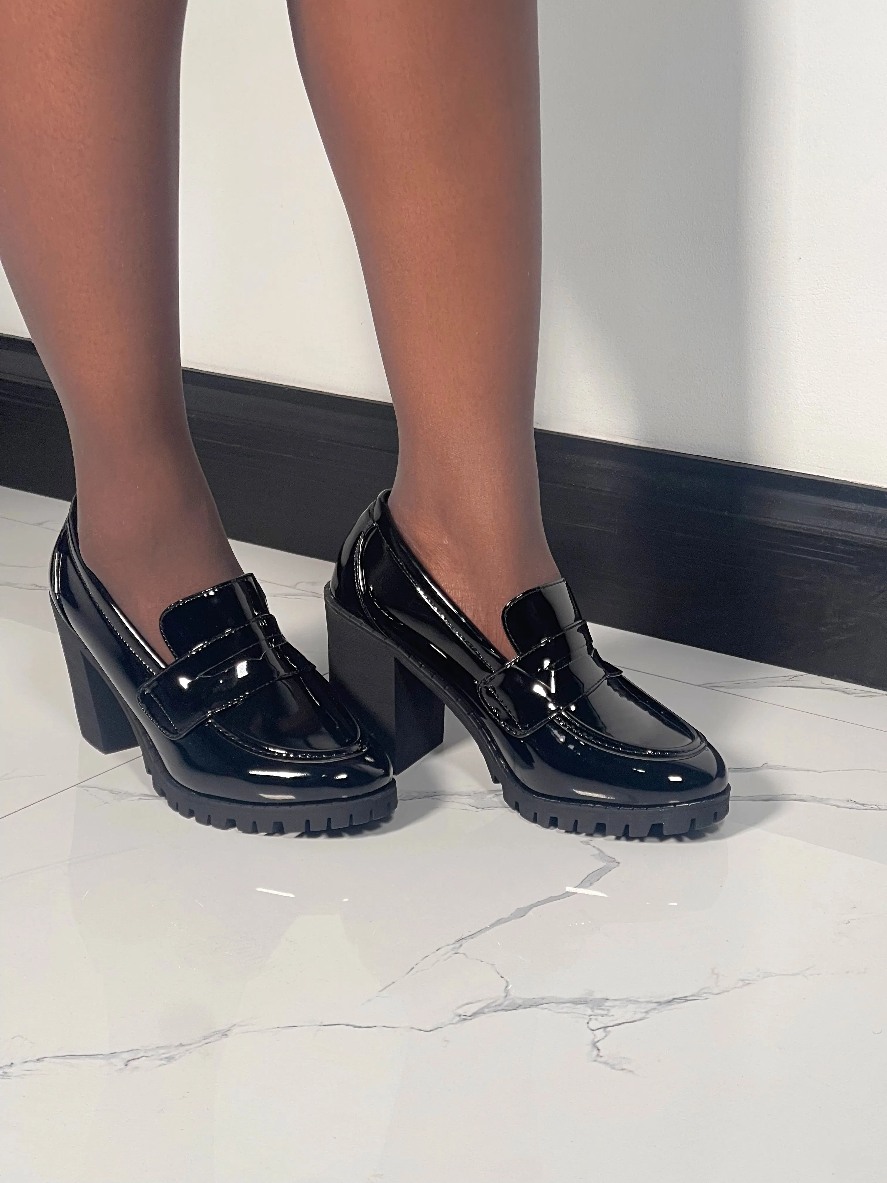 (Available-02/15/25)Boss Babe Platform Loafers Heels-Plain Black II(Pre-order)