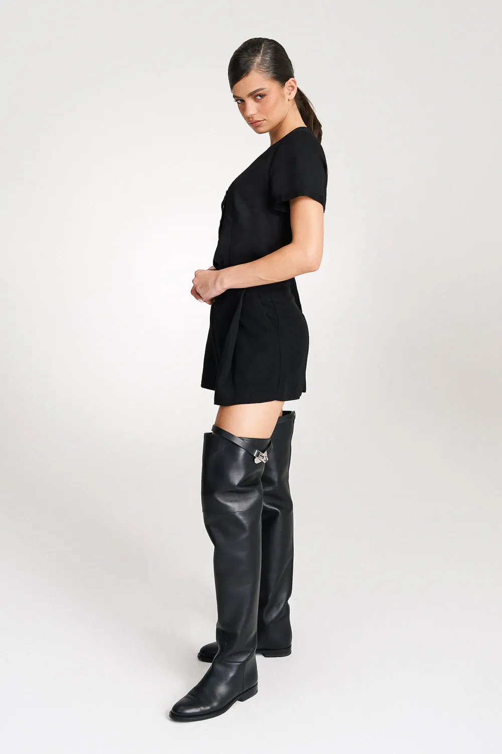 ‘Cecilia‘ Pleated Black Shorts
