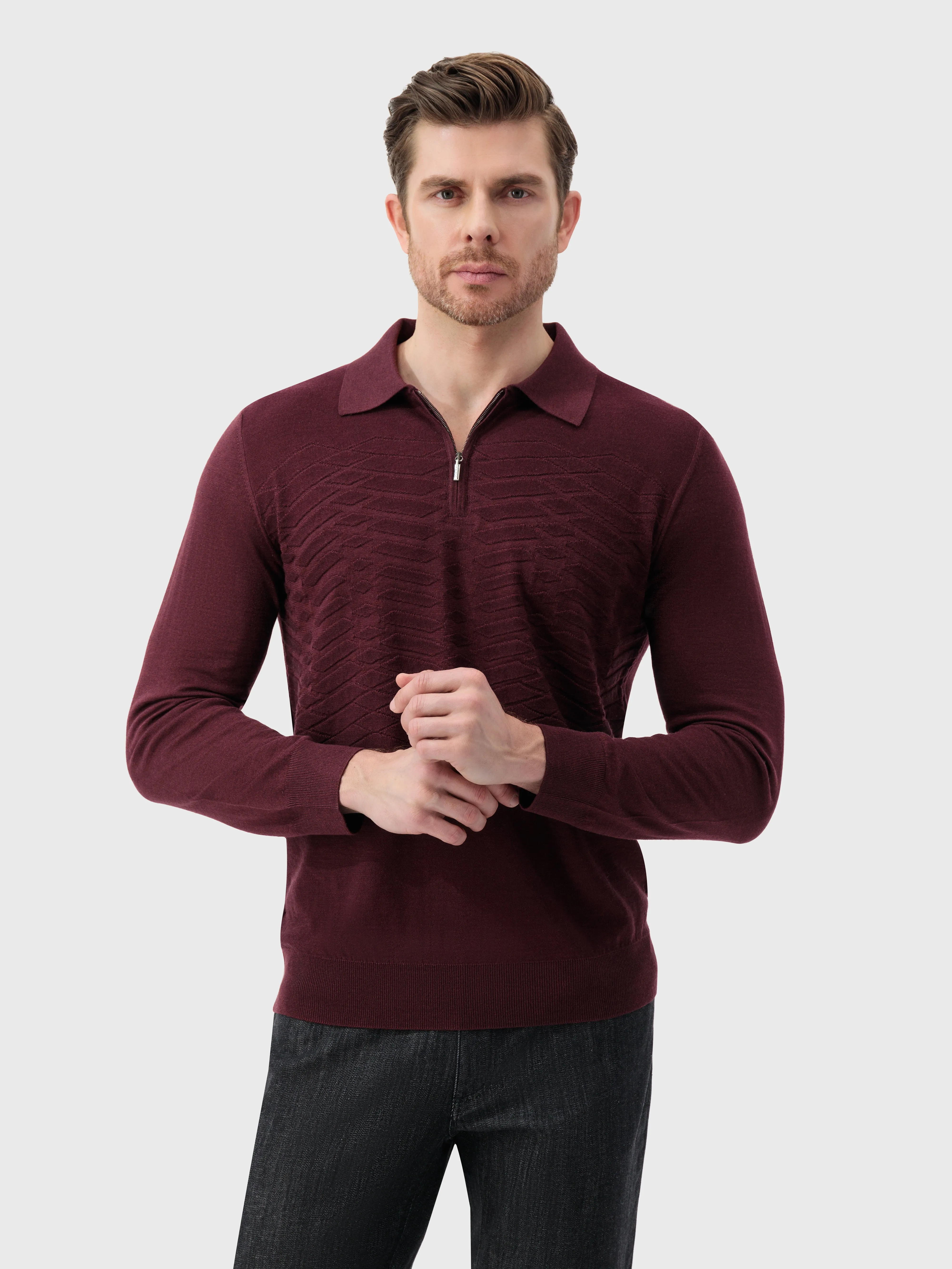 Knit Sweater with Textured Pattern Bordeaux