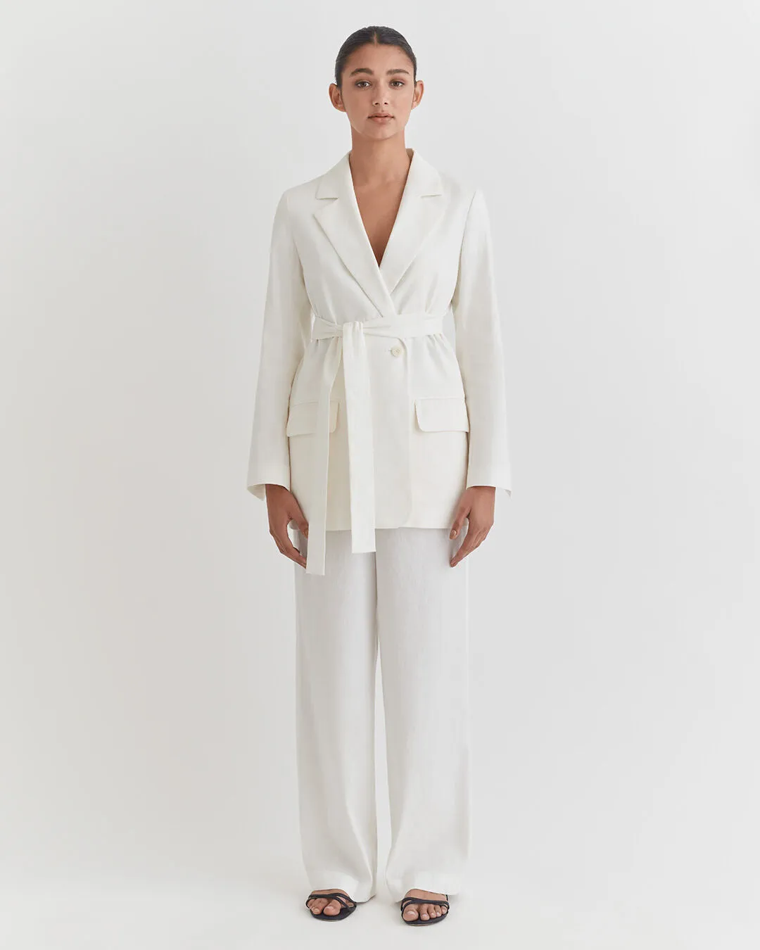 Linen Relaxed Blazer