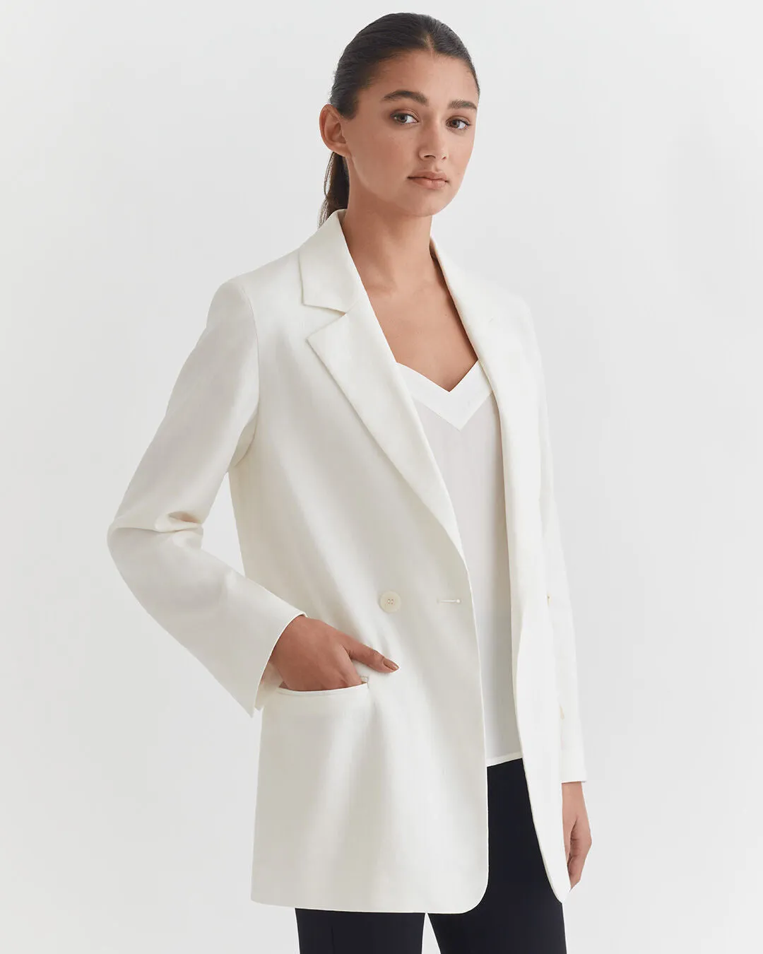 Linen Relaxed Blazer