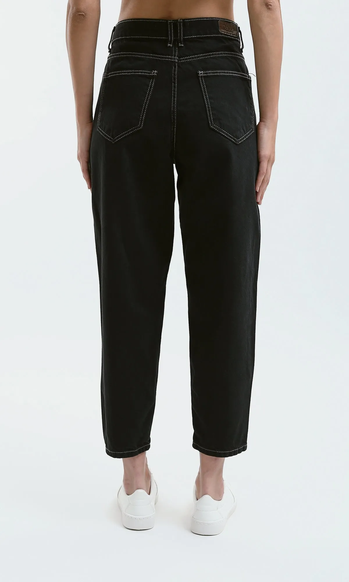 O190194-S23W504--BLACK (WTJ)
