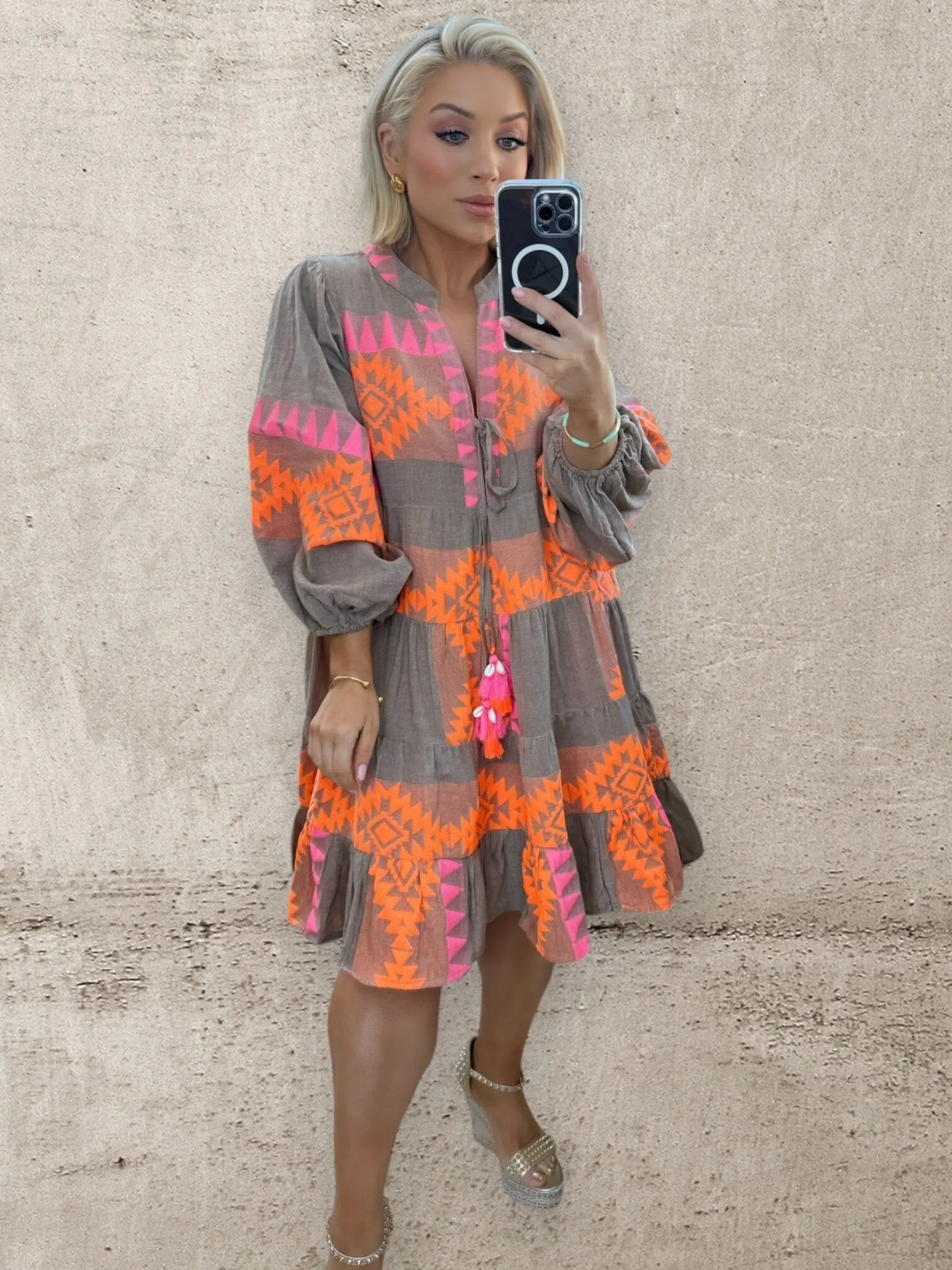 THE AZURA DRESS - TAUPE/FLUO