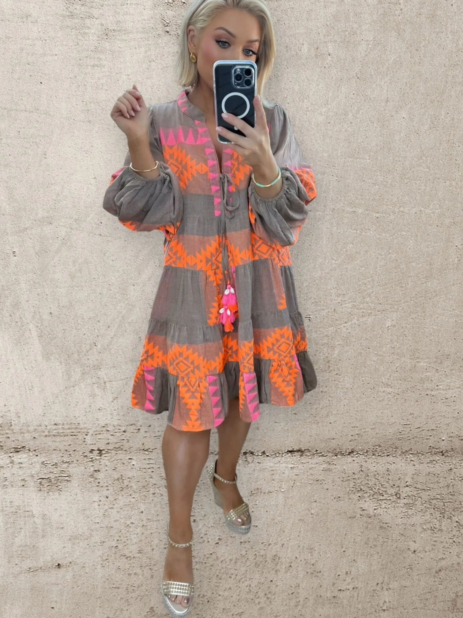 THE AZURA DRESS - TAUPE/FLUO