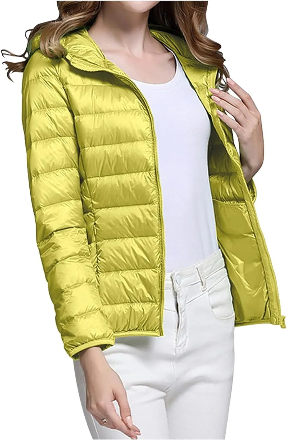 Uillui Womens Hooded Packable Puffer Jacket Light Weight Short Down Jacket for Hiking Travel Quilted Warm Short Winter Coats